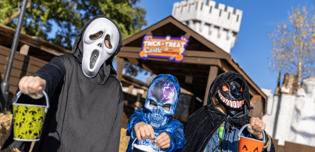 tricks-treats-thrills-a-spooktacular-halloween-returns-to-drayton-manor
