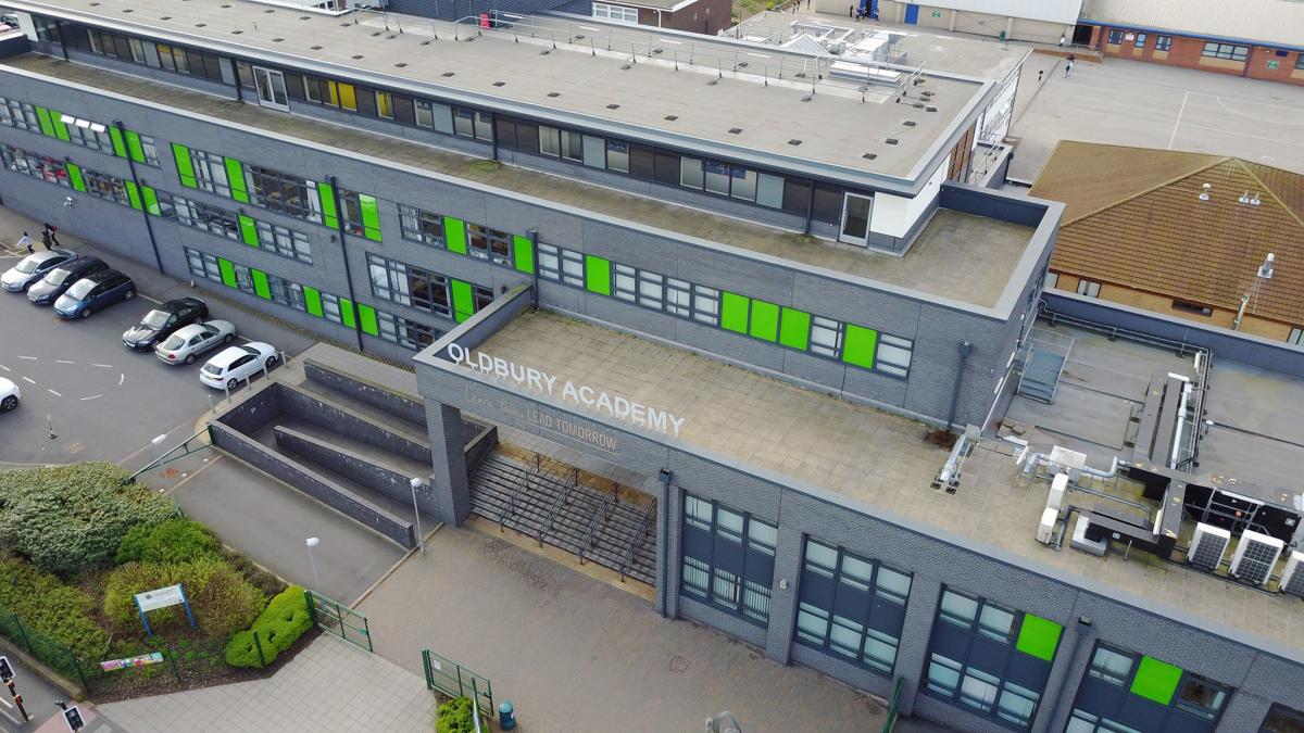 british-weightlifting-events-come-to-sandwell-s-oldbury-academy