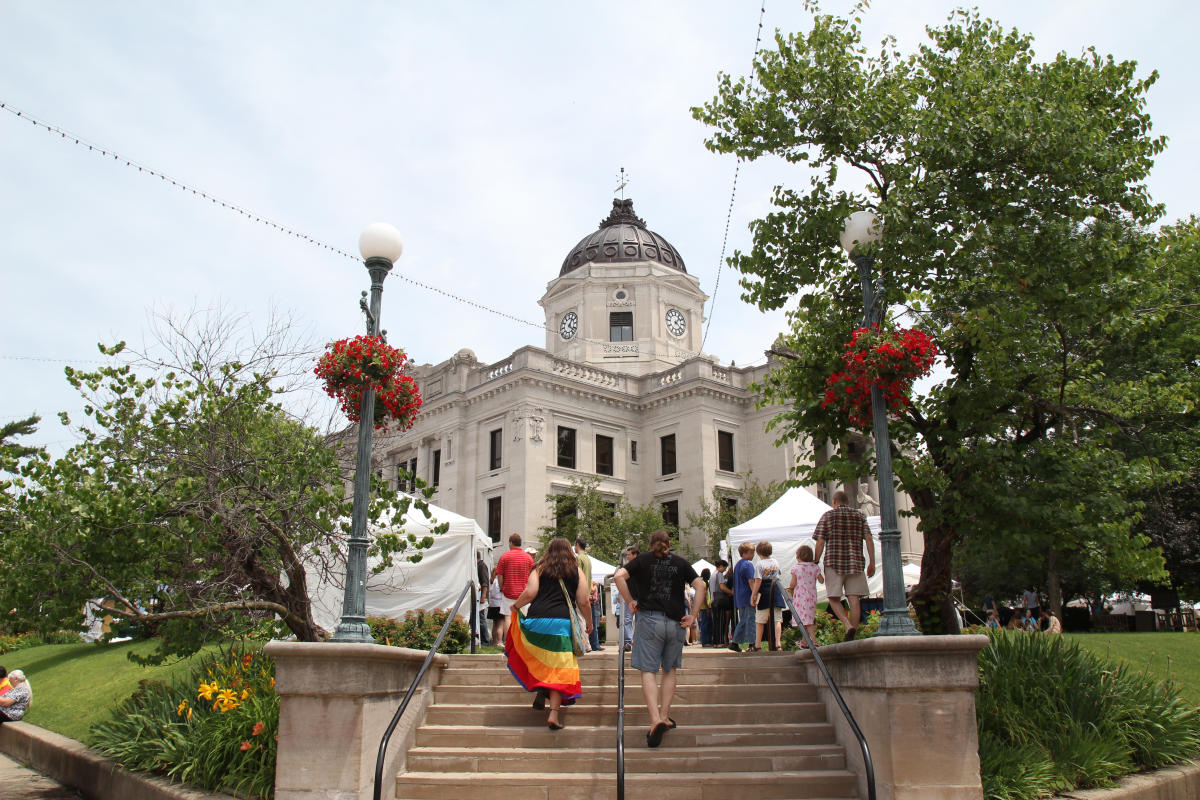 Experience the Arts & Culture of Downtown Bloomington