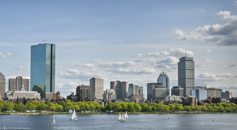 ABŞ-ın Boston şəhərində, soydaşlarımız Ermənistanın işğalçı hərəkətləri ilə bağlı plakatlar yayıblar - FOTO