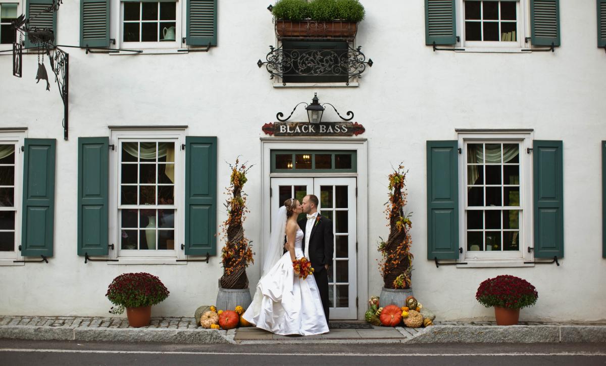 Fall For A Wedding In Bucks County Pennsylvania