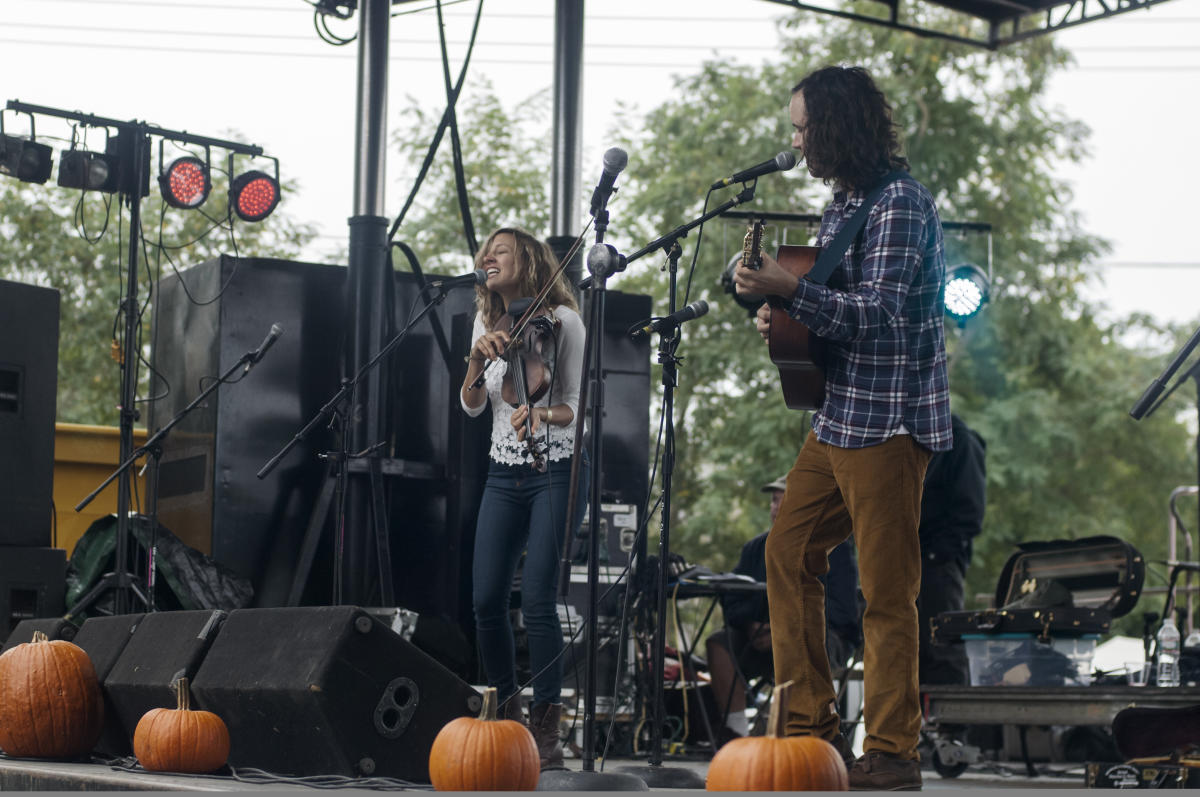 2022 Fall Festivals On Cape Cod Live Music Family Activities