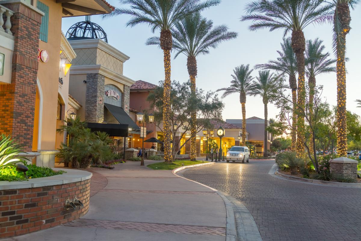 Things to Do in West Chandler | Shopping, Dining & Family Fun