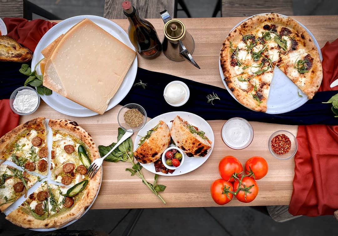 ピンズラーAmerican English CD Ⅰ〜Ⅲセット Craft 64 Restaurant in Chandler | Wood Fired Pizza & Beer
