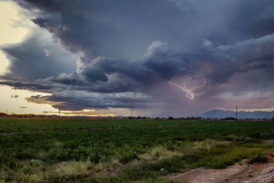 Insider Guide to Arizona Monsoon Season Tips & Information