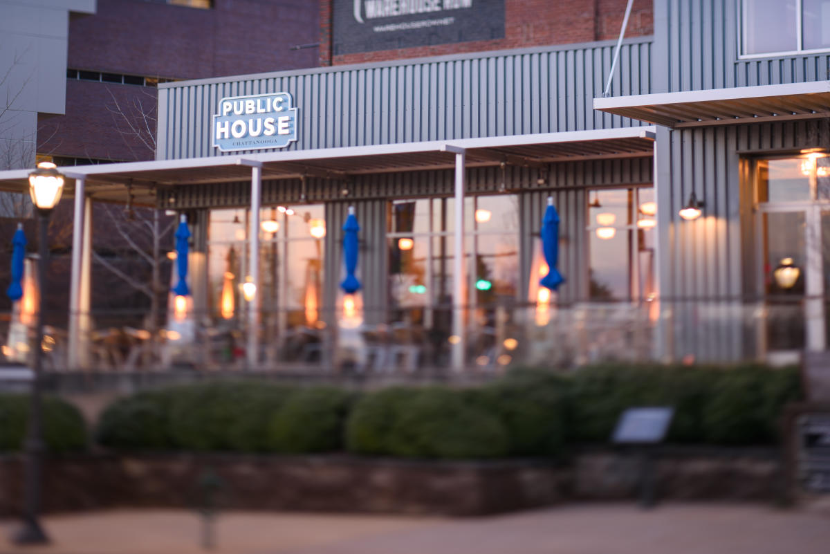 15 of the Best Restaurants in Chattanooga with Outdoor Seating