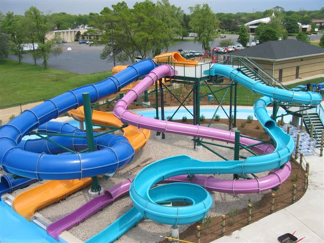 Chicago Northwest Waterparks | Indoor, Outdoor and Slides