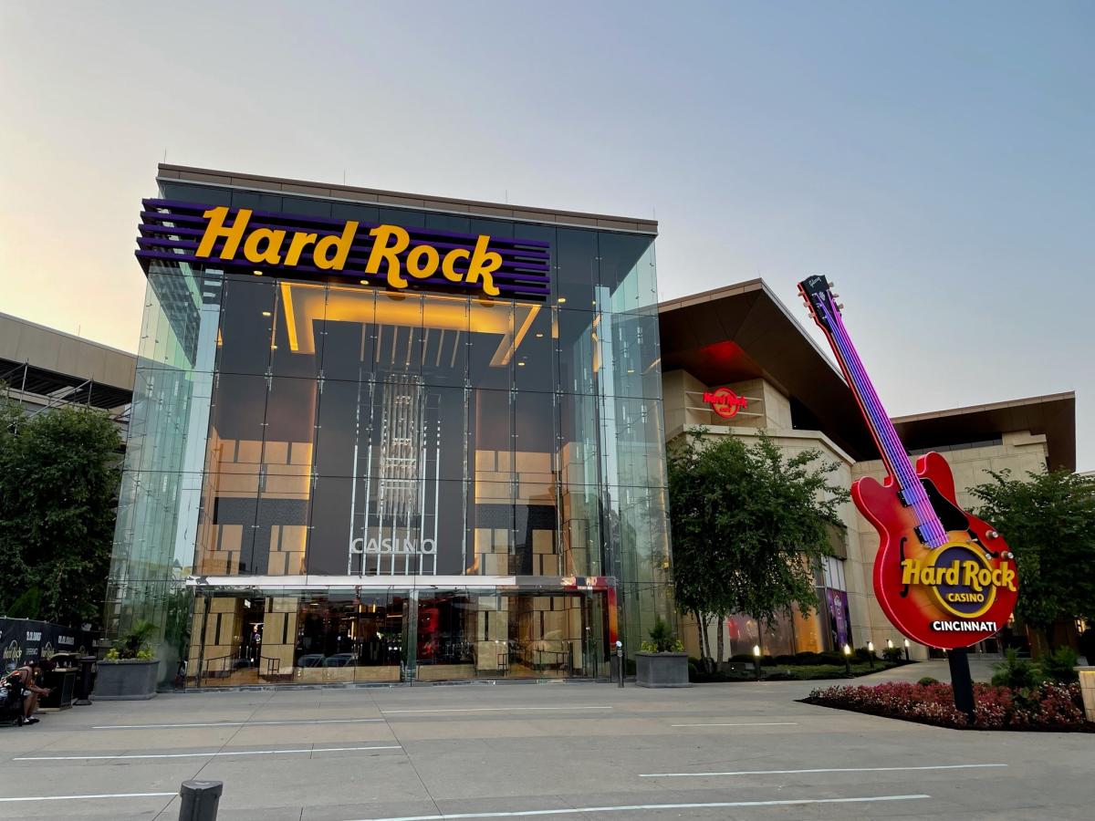 hotels near cincinnati hard rock casino