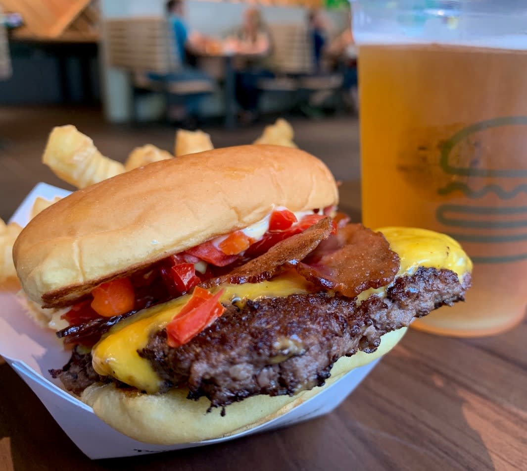 Your Easton Dining Guide What’s New and What’s Local!