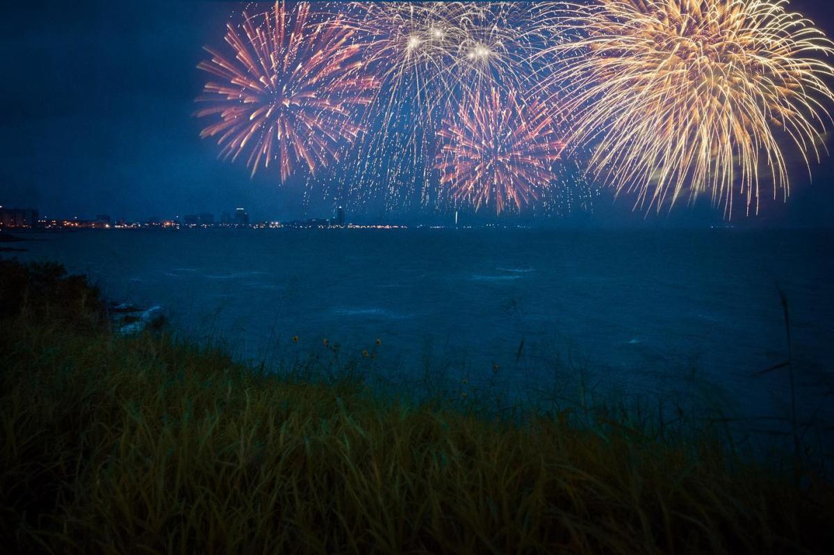 Big Bang Celebration : Fireworks in Corpus Christi