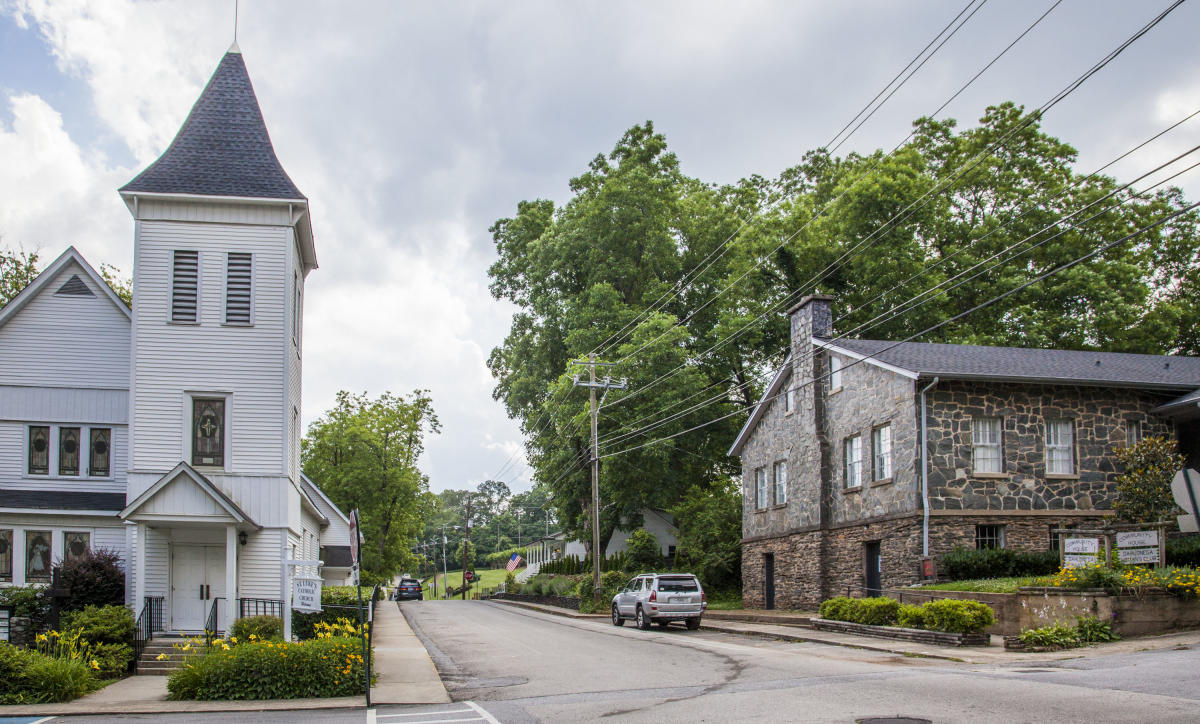 Churches & Chapels - Dahlonega Visitors Center