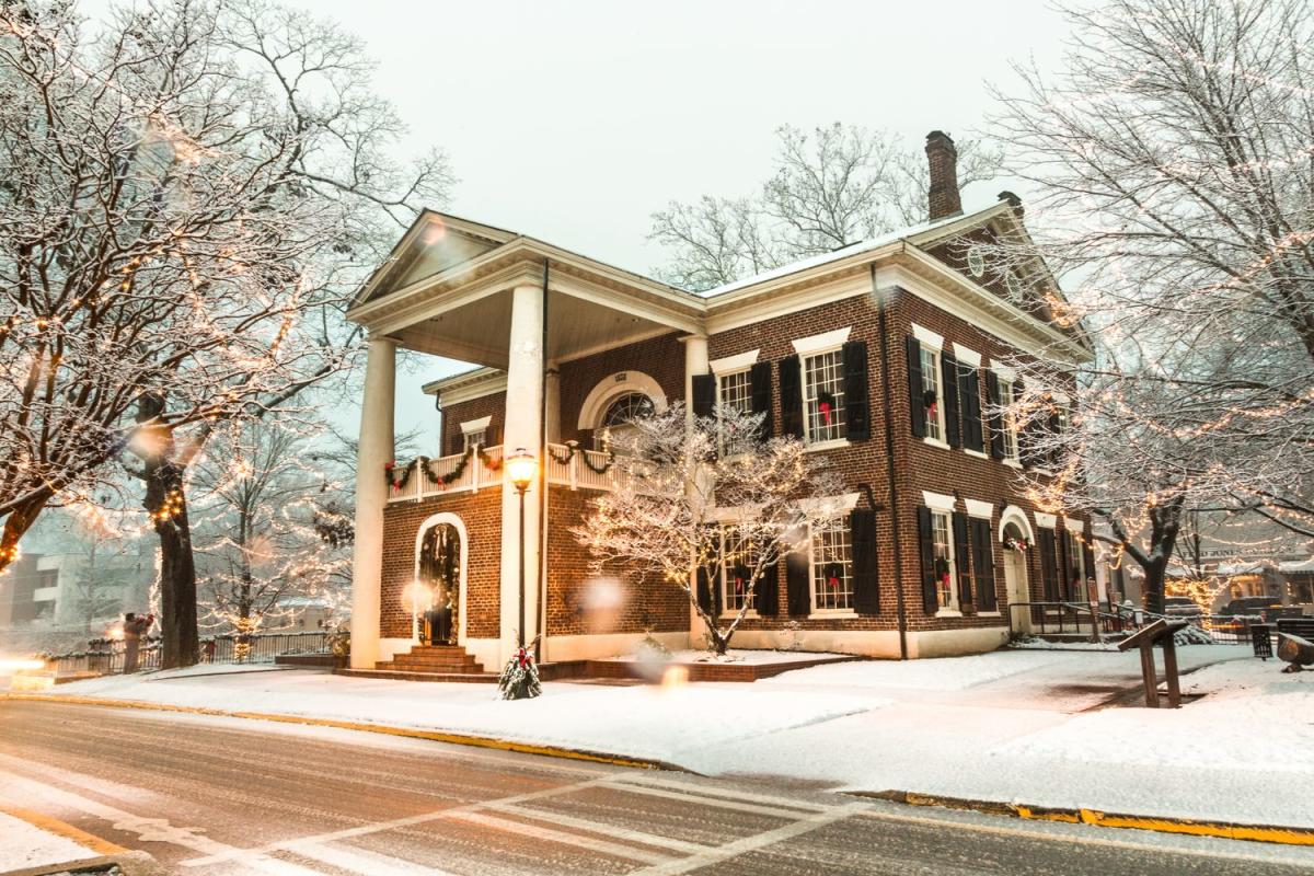 Four Days and Three Nights in Dahlonega, A Winter Visitor