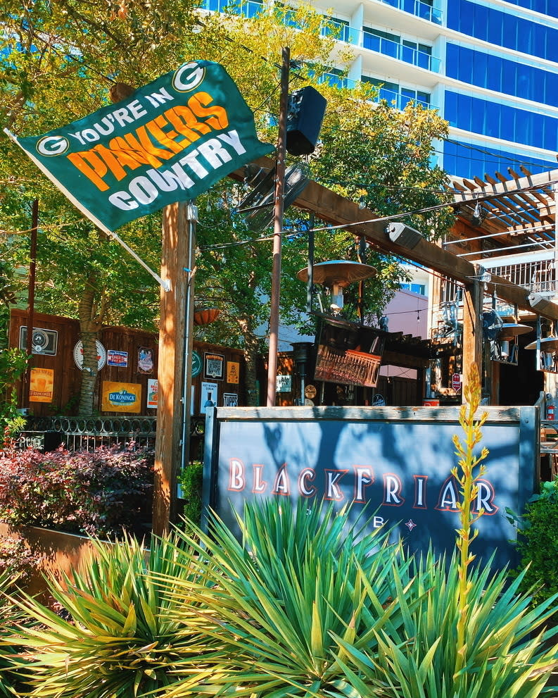 Dallas Bars Showing Your NFL Team