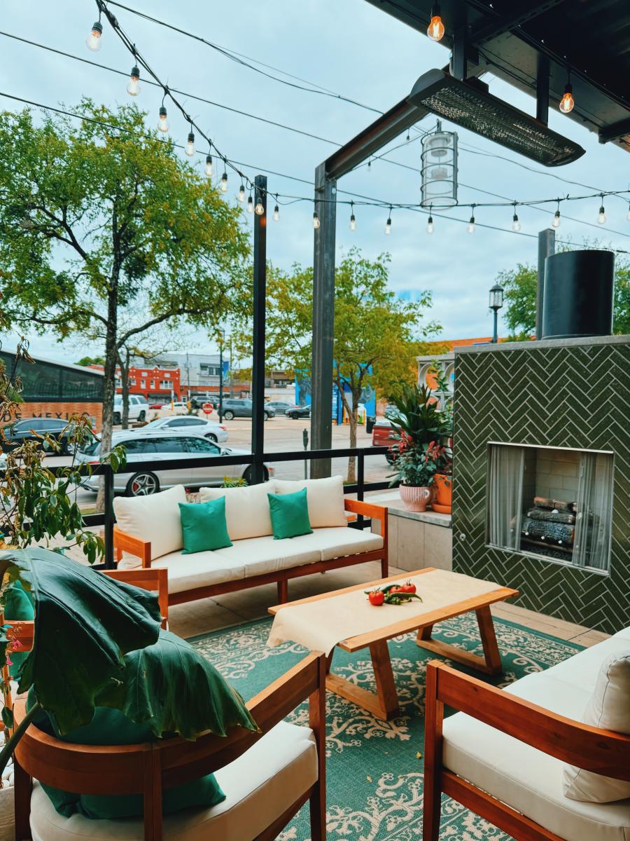 NYC Hotspot Miznon Makes Its Dallas Debut, Now Open in Deep Ellum