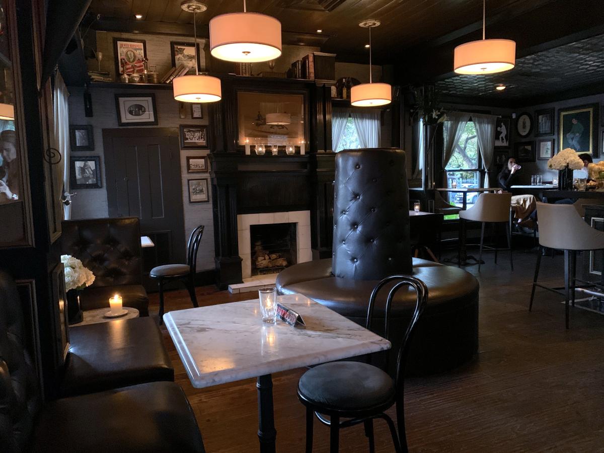 Coziest Bars & Restaurants in Dallas