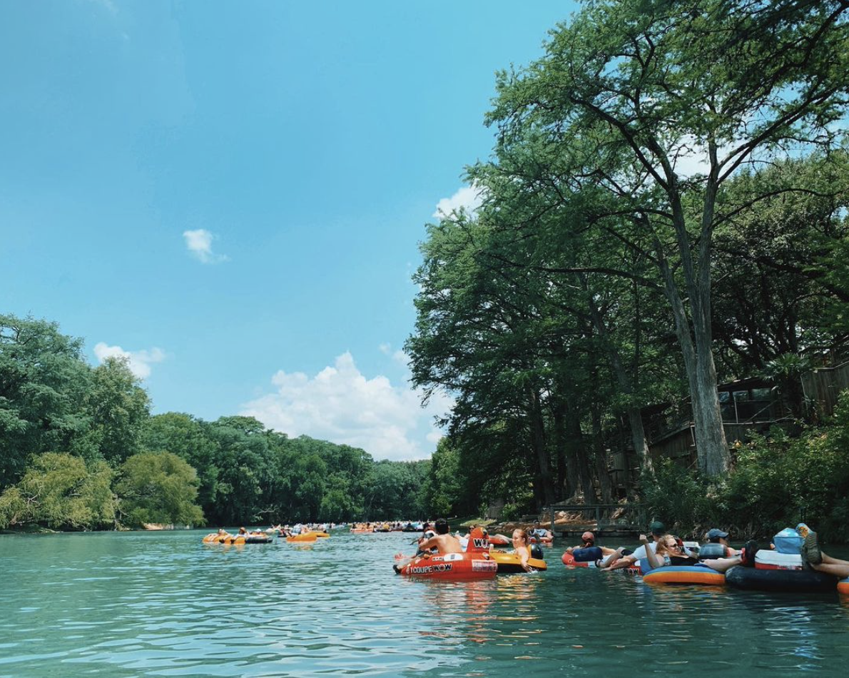 Finding Peace on a River Float in Texas - The New York Times