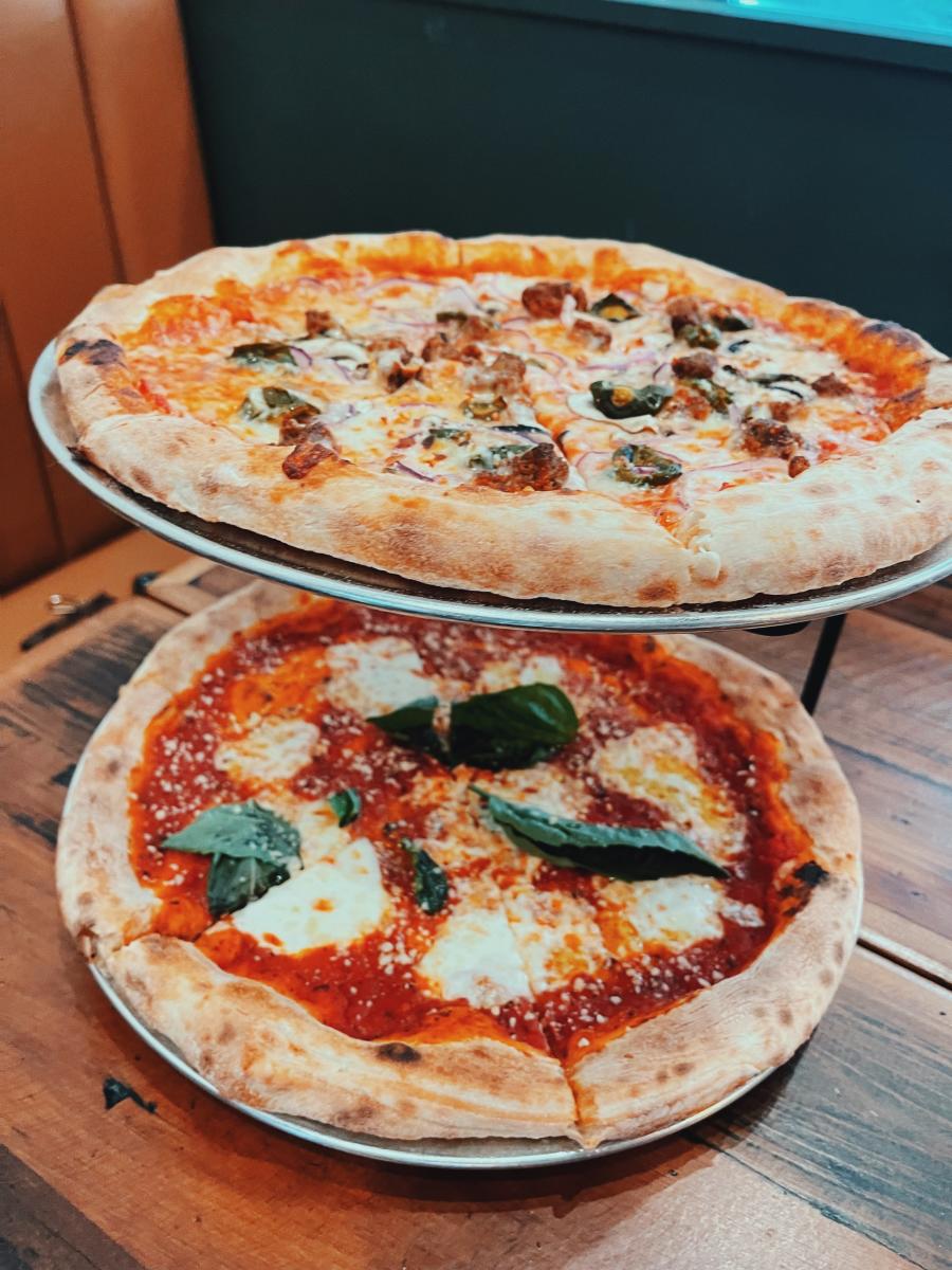 Neopolitan Meets New York at Neony Pizza Works