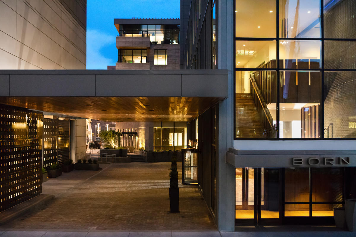 Hotels In Downtown Denver & Nightlife