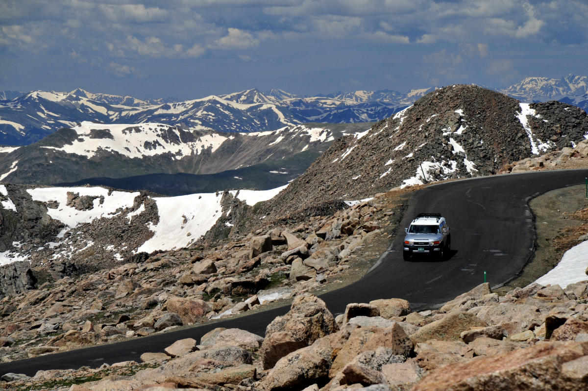 12 Tips for Driving Up Mount Blue Sky Scenic Byway