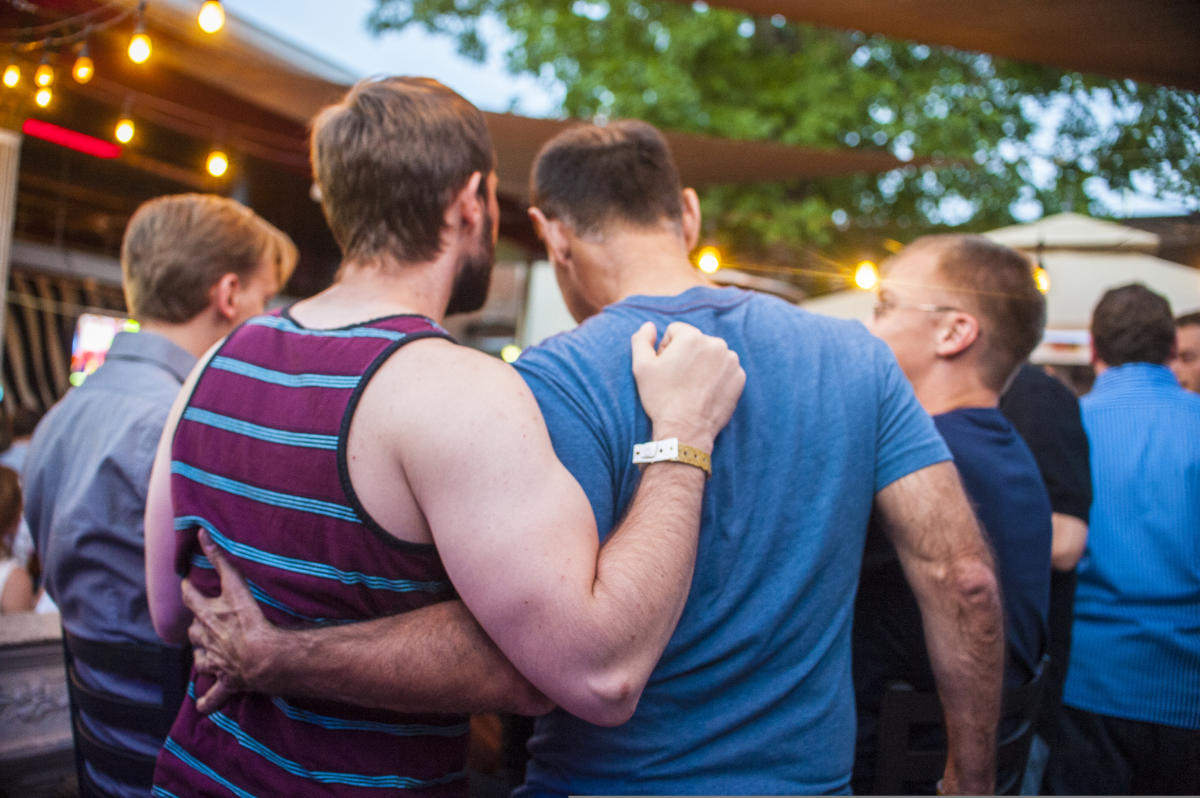 how to find gay massage in denver