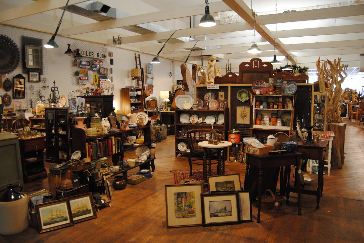 Shops in Lehigh Valley Antiques, Malls & Flea Markets