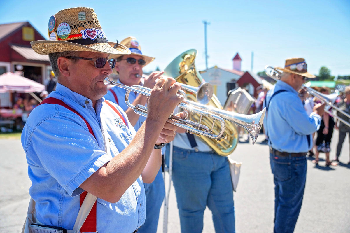 Collectibles Pennsylvania Folklife 19501974 1974 Folk Festival Issue