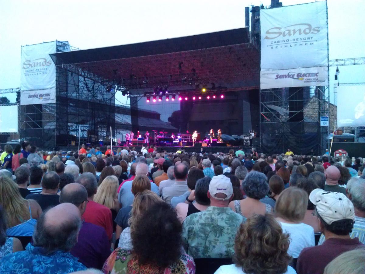Reelin’ in the Years with The Dukes of September at Musikfest