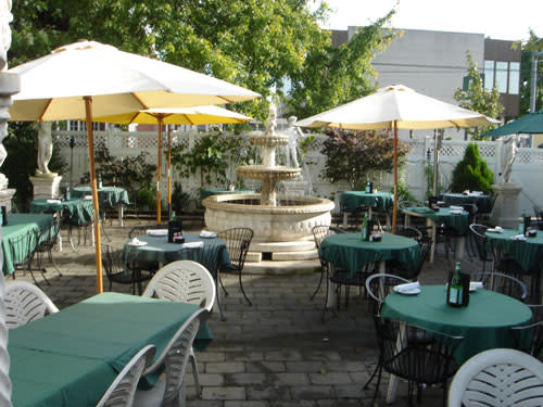 Top 5 Places To Dine Outdoors In Lehigh Valley