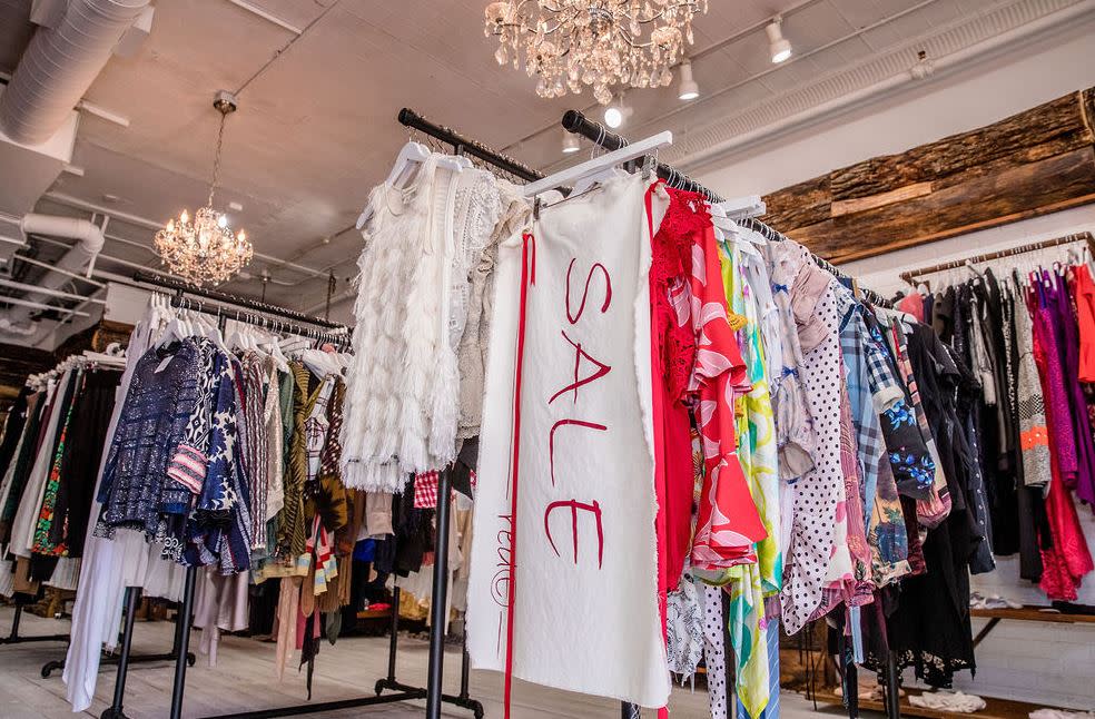 Clothing, Shoes & Accsessories