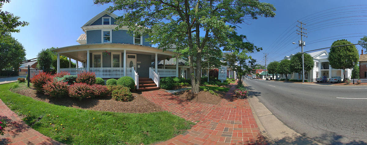 Explore Herndon VA Historic Downtown Old Town Visit Fairfax Explore Herndon VA Historic Downtown Old Town Visit Fairfax