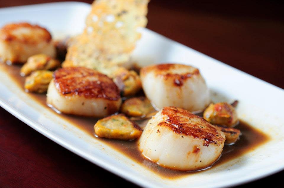 Fort Wayne, Indiana's Best Places to Enjoy Seafood