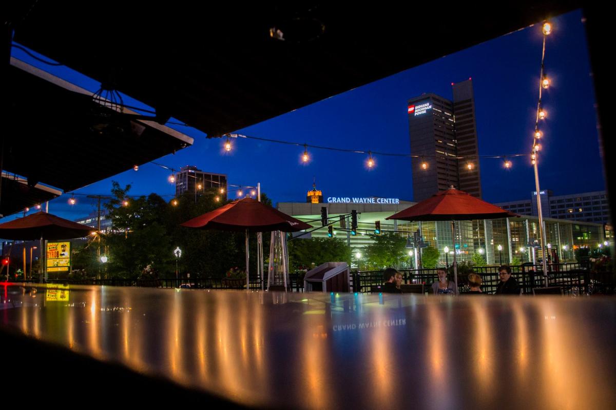 Enjoy a Fun Night Out at The Sidecar Fort Wayne, IN