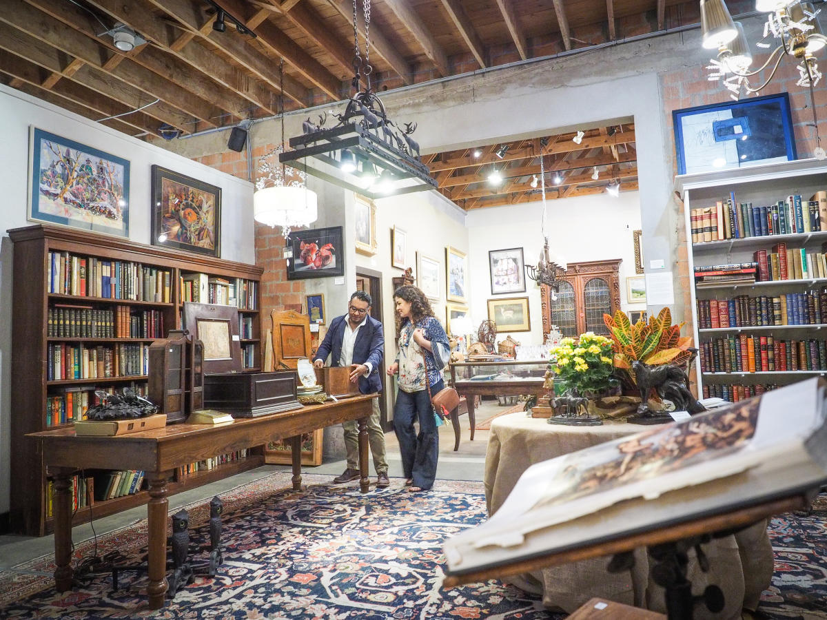 Art Galleries In Fredericksburg, TX Studio Tours & Art Schools