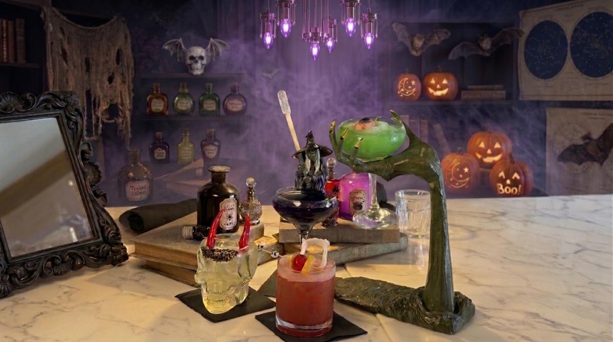 Simple Experience Bar Best Halloween Bars & Restaurants in Greater Fort Lauderdale