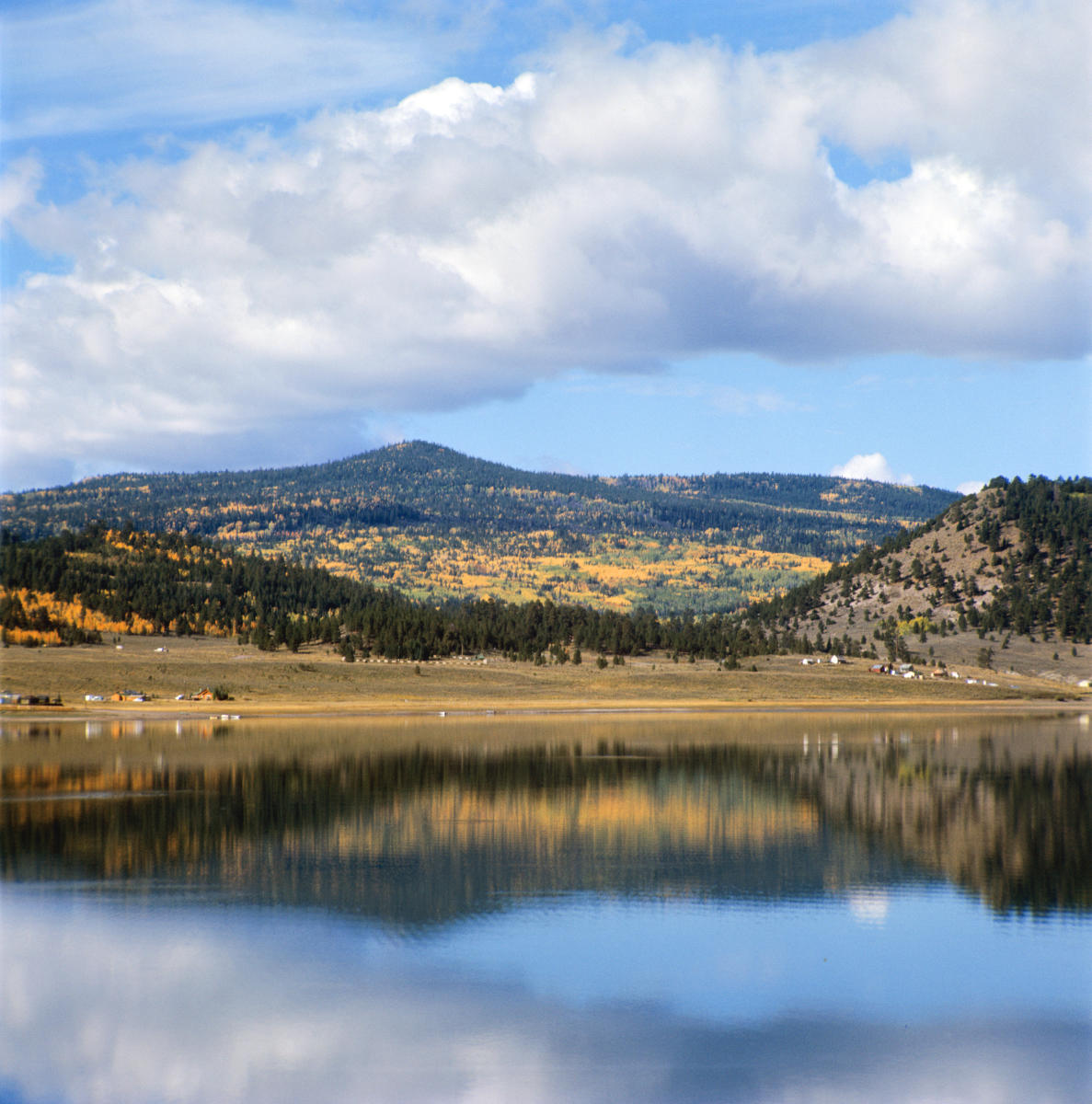 Panguitch Lake Lodging and Dining | Bryce Canyon Country