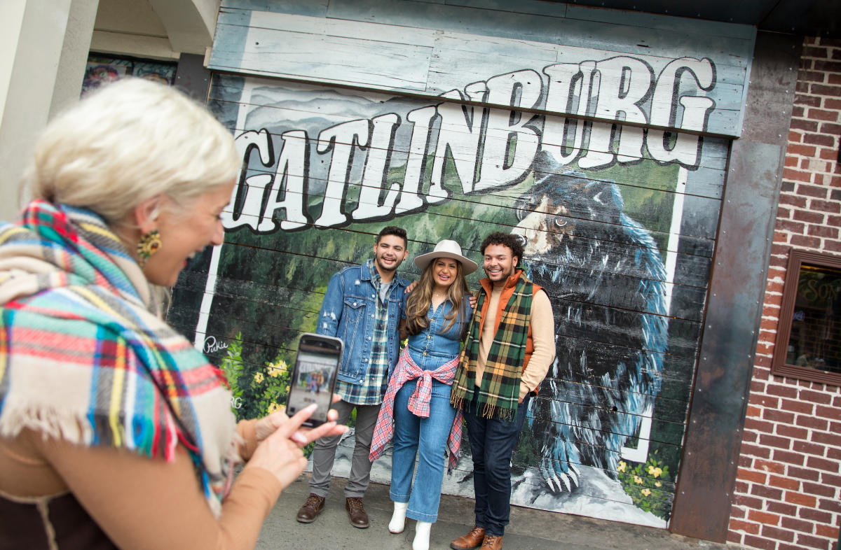 Murals In Gatlinburg, TX Local Art Installations