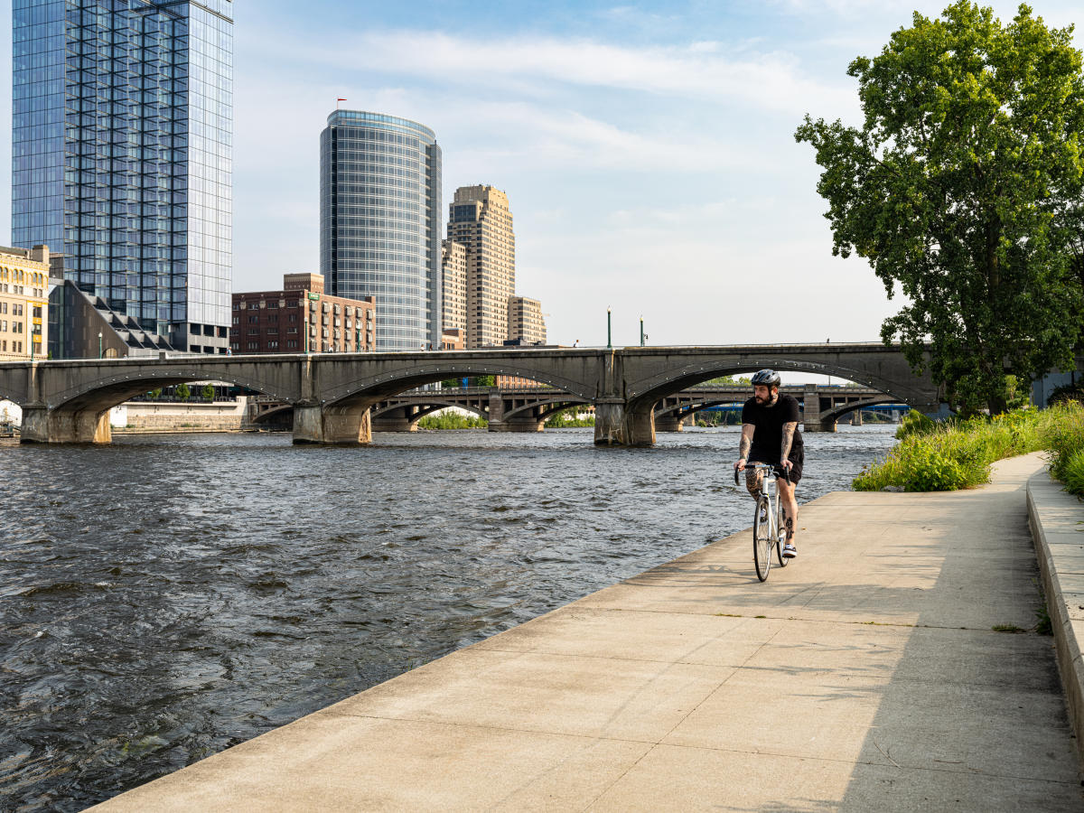 Tour Grand Rapids by Bike SelfGuided Tours Through City Trails