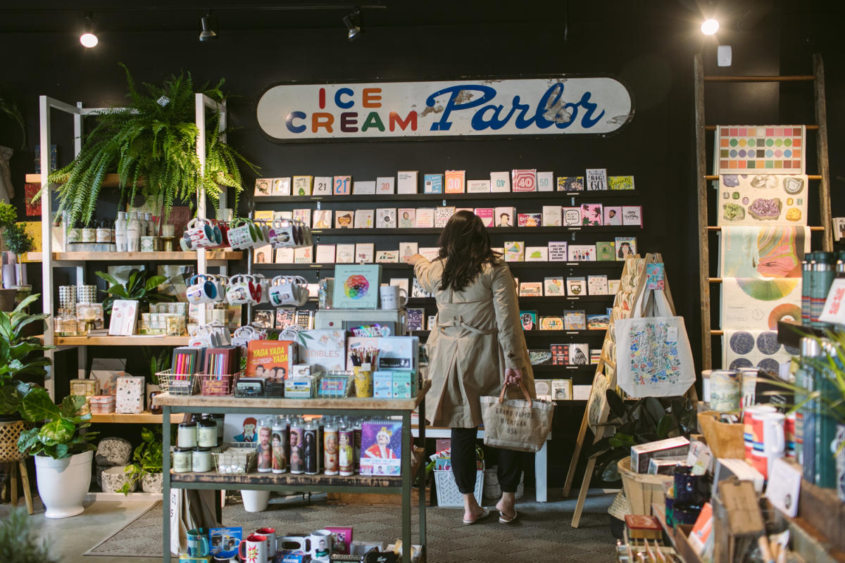 Uptown Grand Rapids Galleries, Shopping, & Restaurants