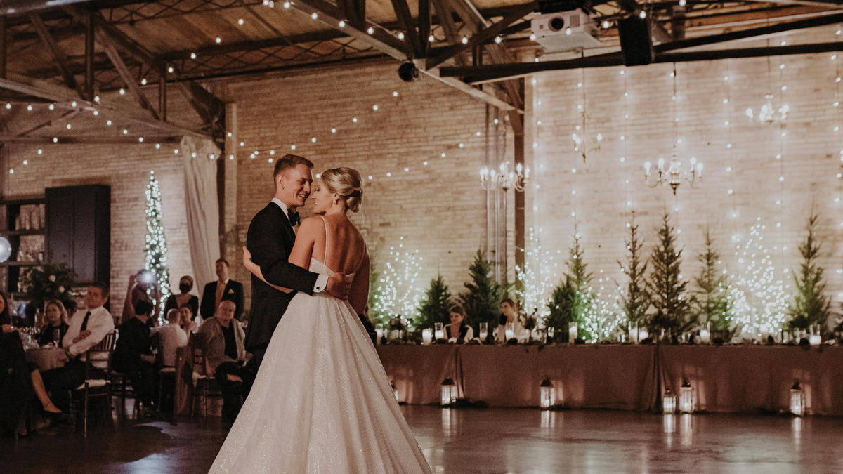Say 'I Do' in Style: Unique Wedding Venues in Green Bay | Discover Green Bay, image size:1200x675