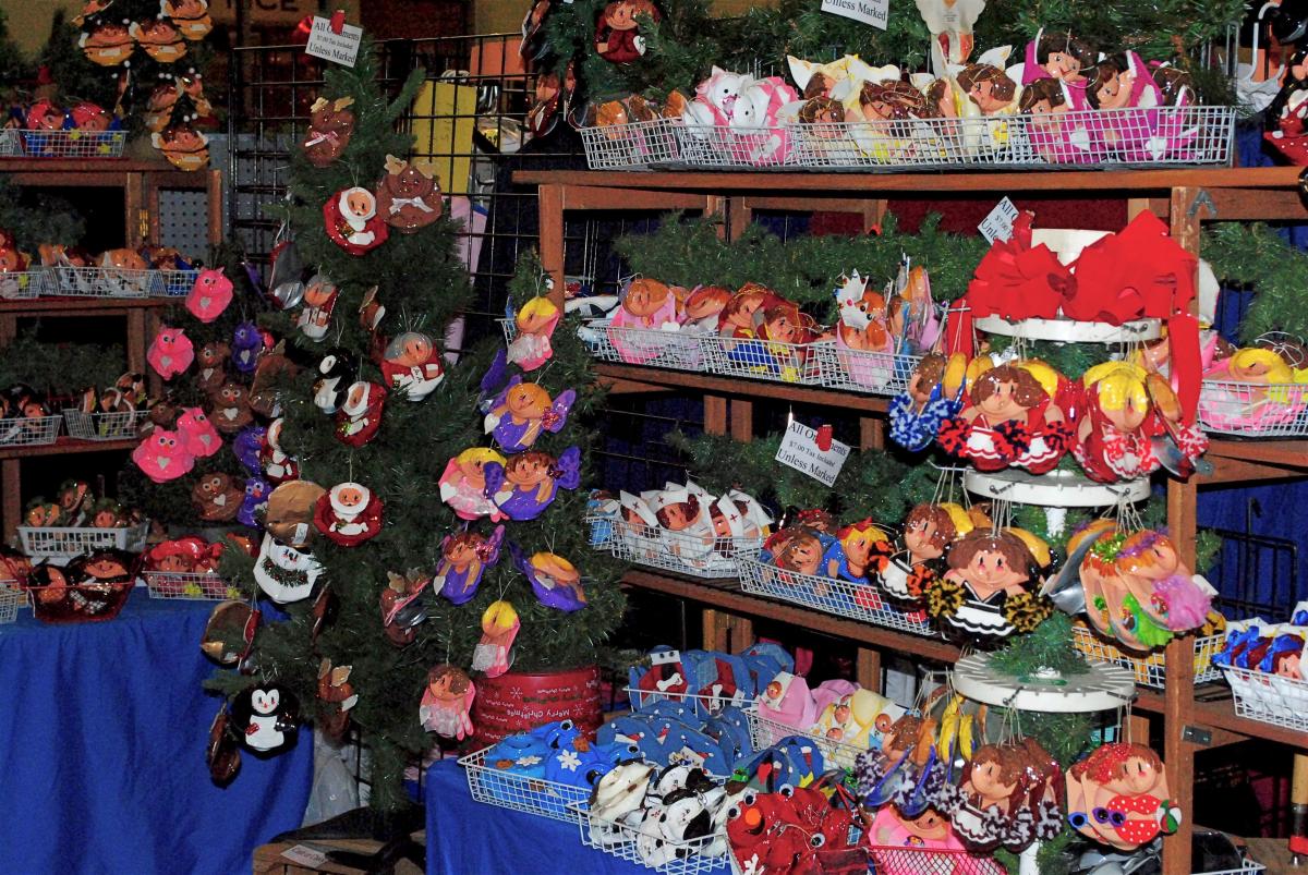 Complete Your Holiday Shopping at Gingerbread Christmas in Plainfield