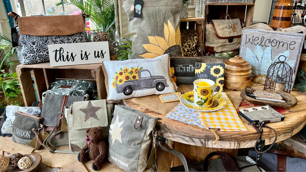 Hidden Gem Garden Gate Gift & Flower Shop