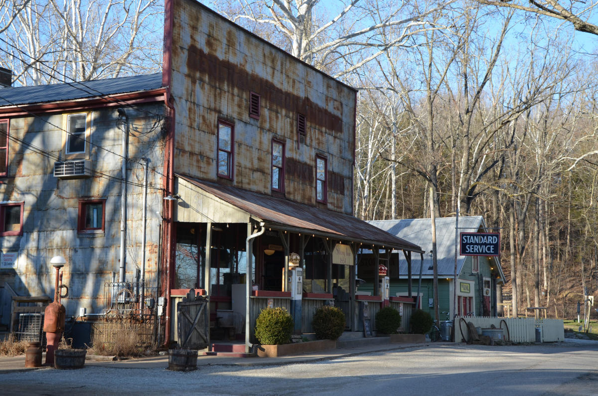 Story Indiana Cabins