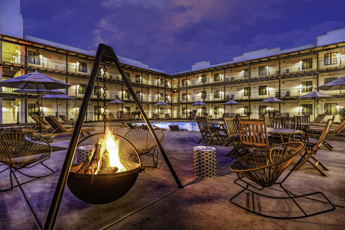Texican Court Hotel Irving Convention Center Hotels