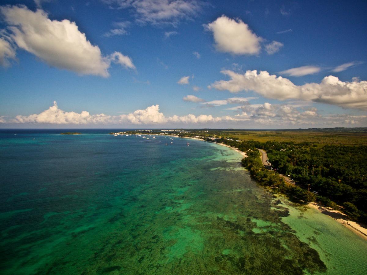 Explore the South Coast of Jamaica Hotels & Things to Do
