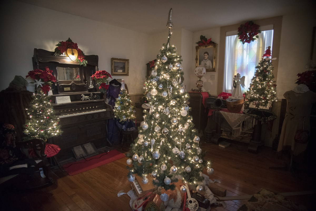Free Christmas Tree Topeka Kansas 2022 Historic Christmas Trees On Display In Kansas - Kansas! Magazine