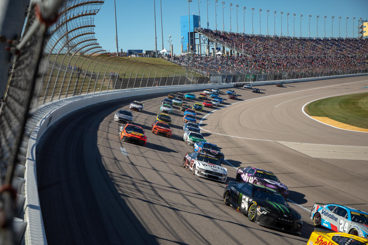Naser Track NASCAR