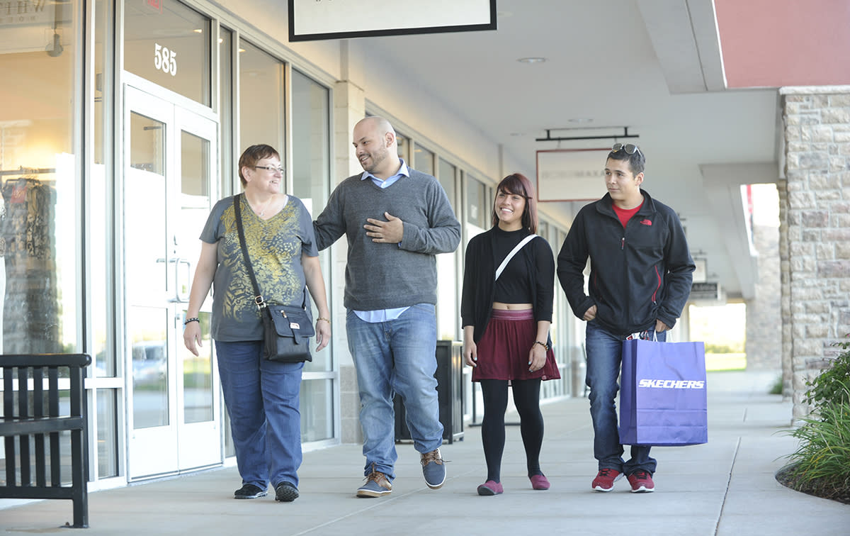 Skechers outlet cheap store kenosha wisconsin