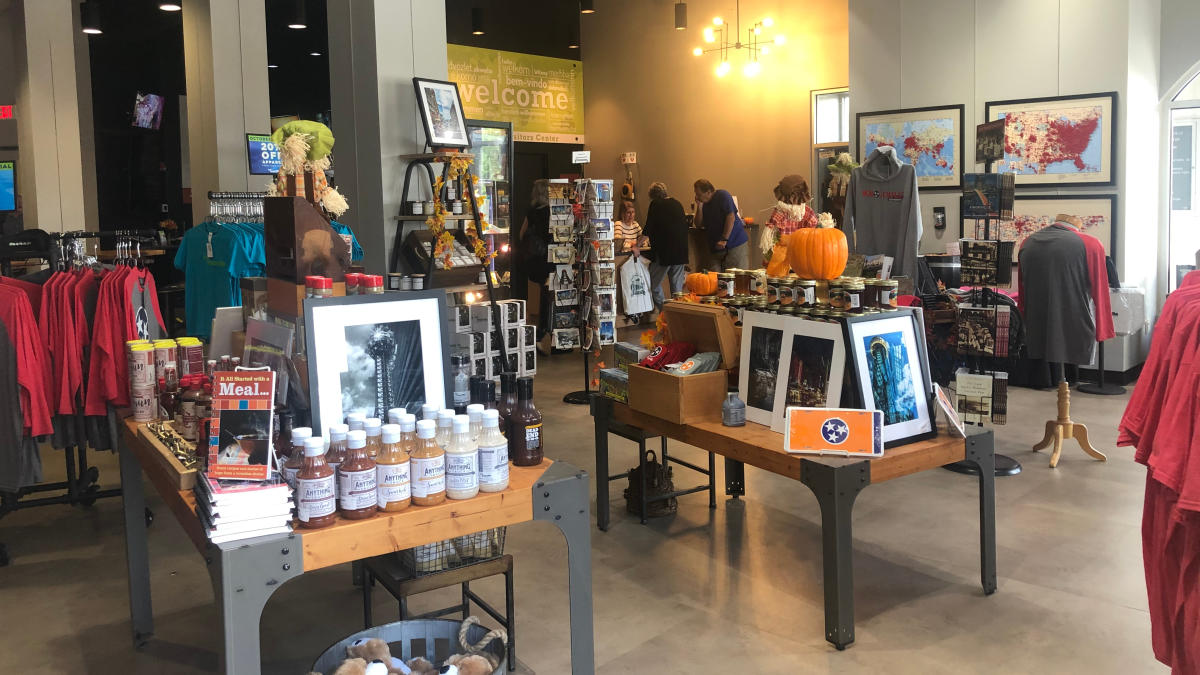 Discover Knoxville's Attractions With Gift Shops | Visit Knoxville
