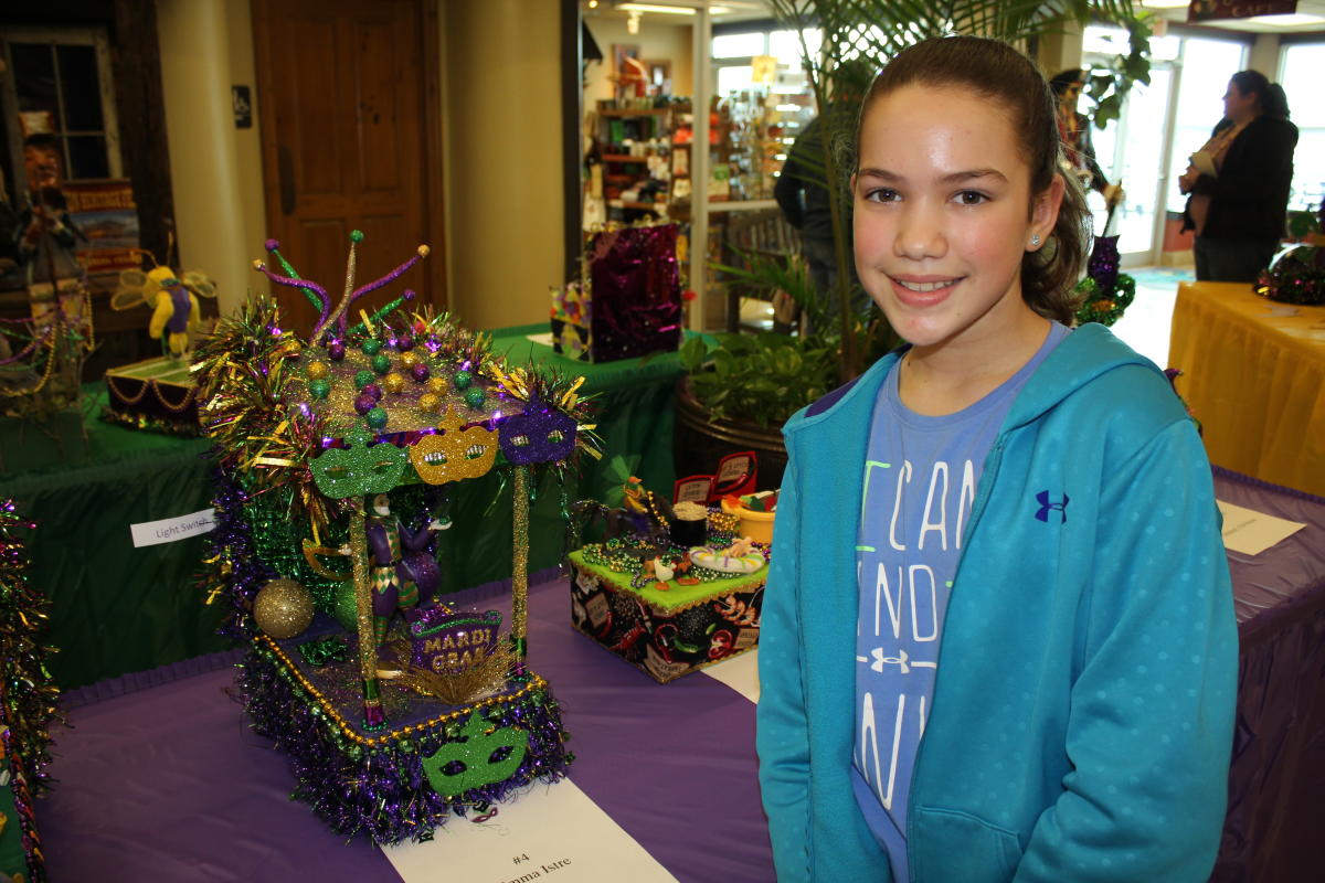 mardi gras shoebox float contest