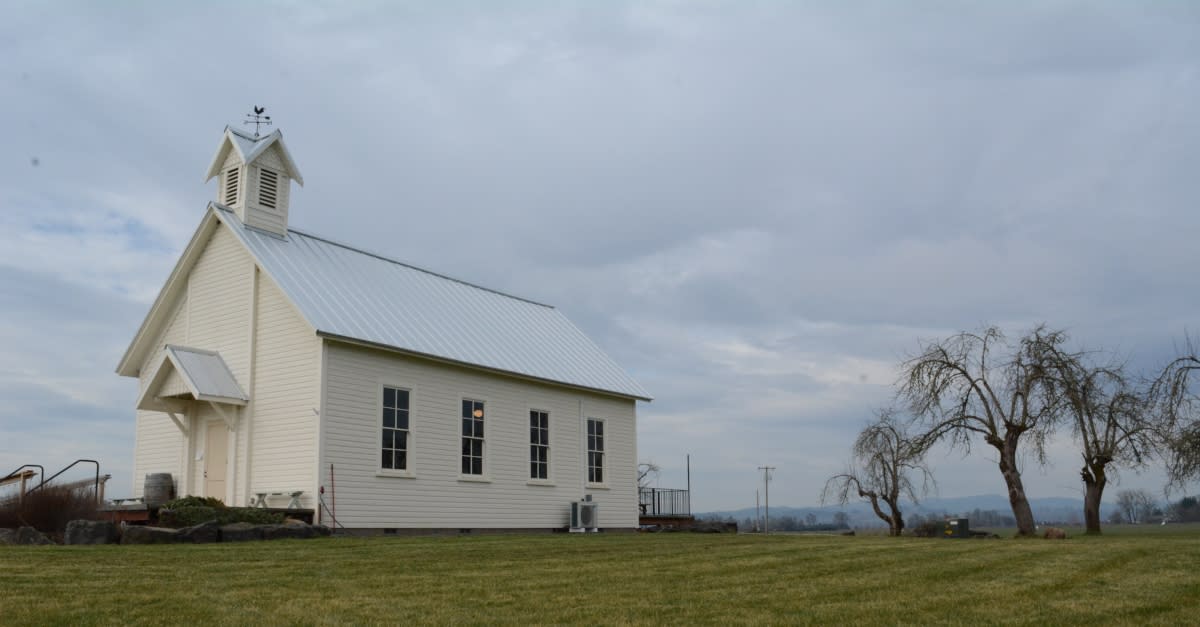 Junction City Oregon Book Review Eugene, Cascades & Oregon Coast